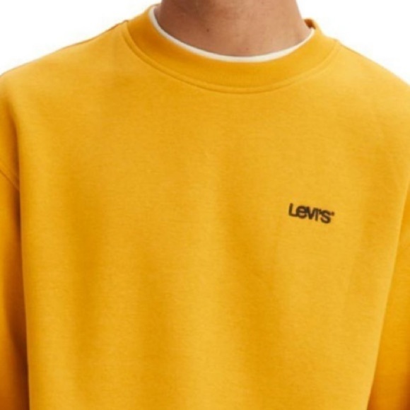 Levi's classic crew relaxed fit super soft fleece logo sweatshirt size M - Picture 3 of 3